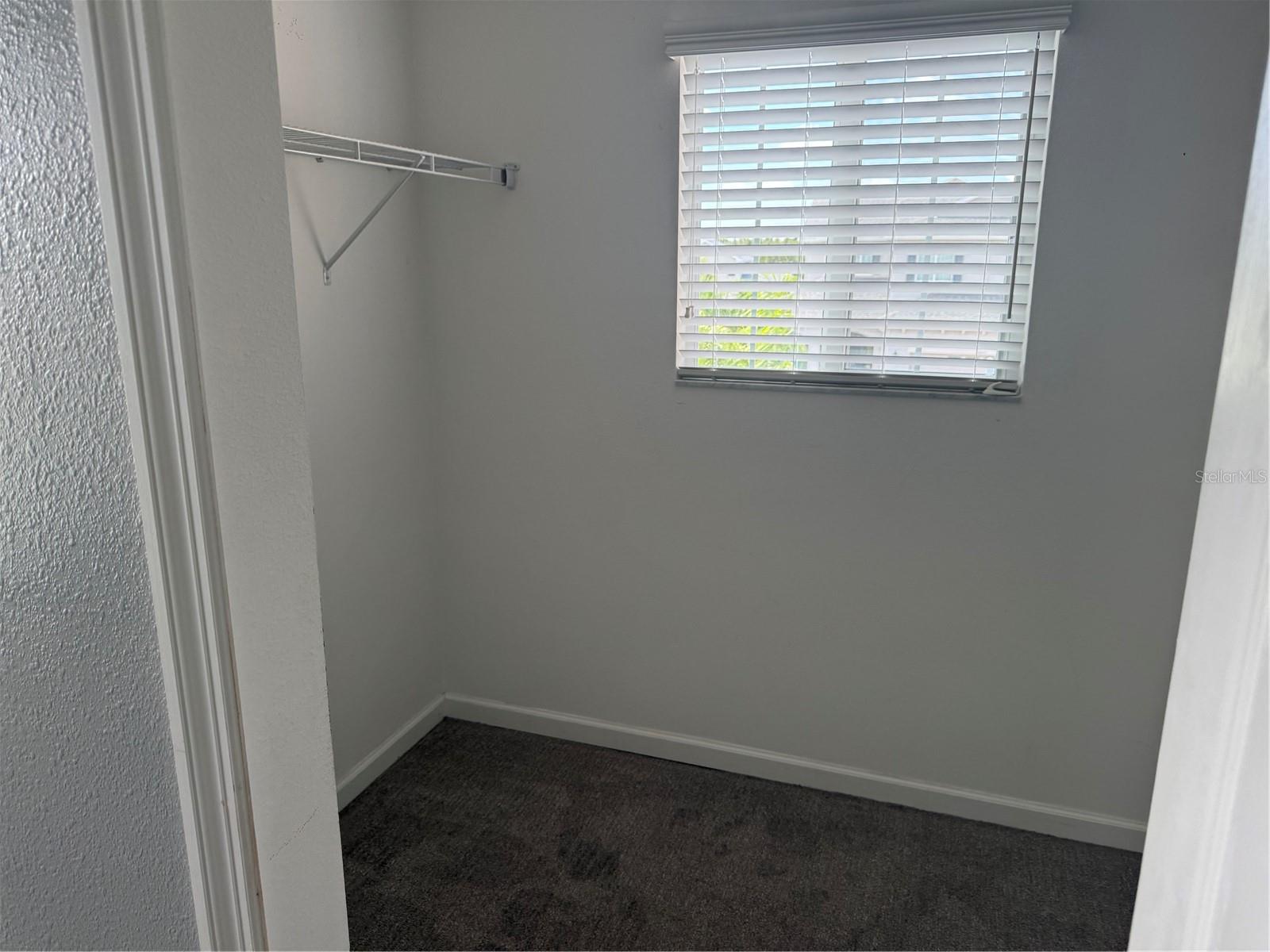 Image 16 of 24 For 16856 Meadows Street