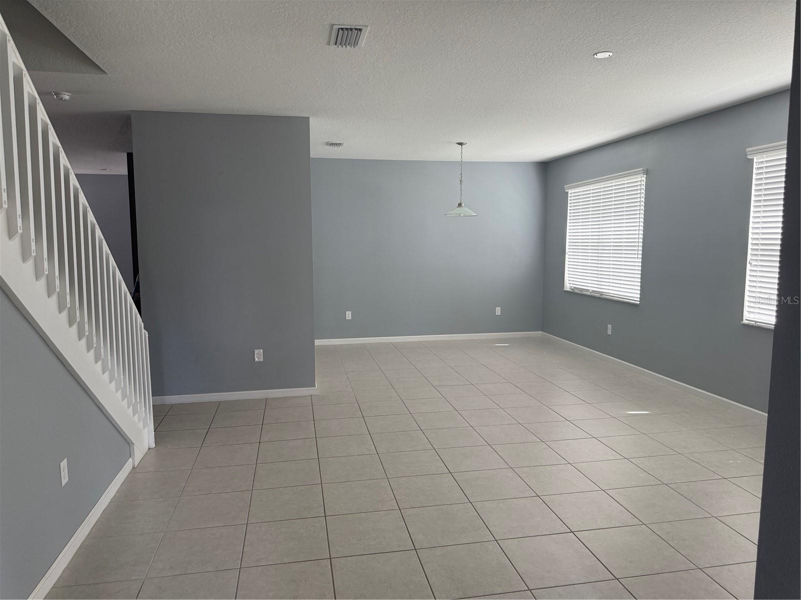 Image 3 of 24 For 16856 Meadows Street