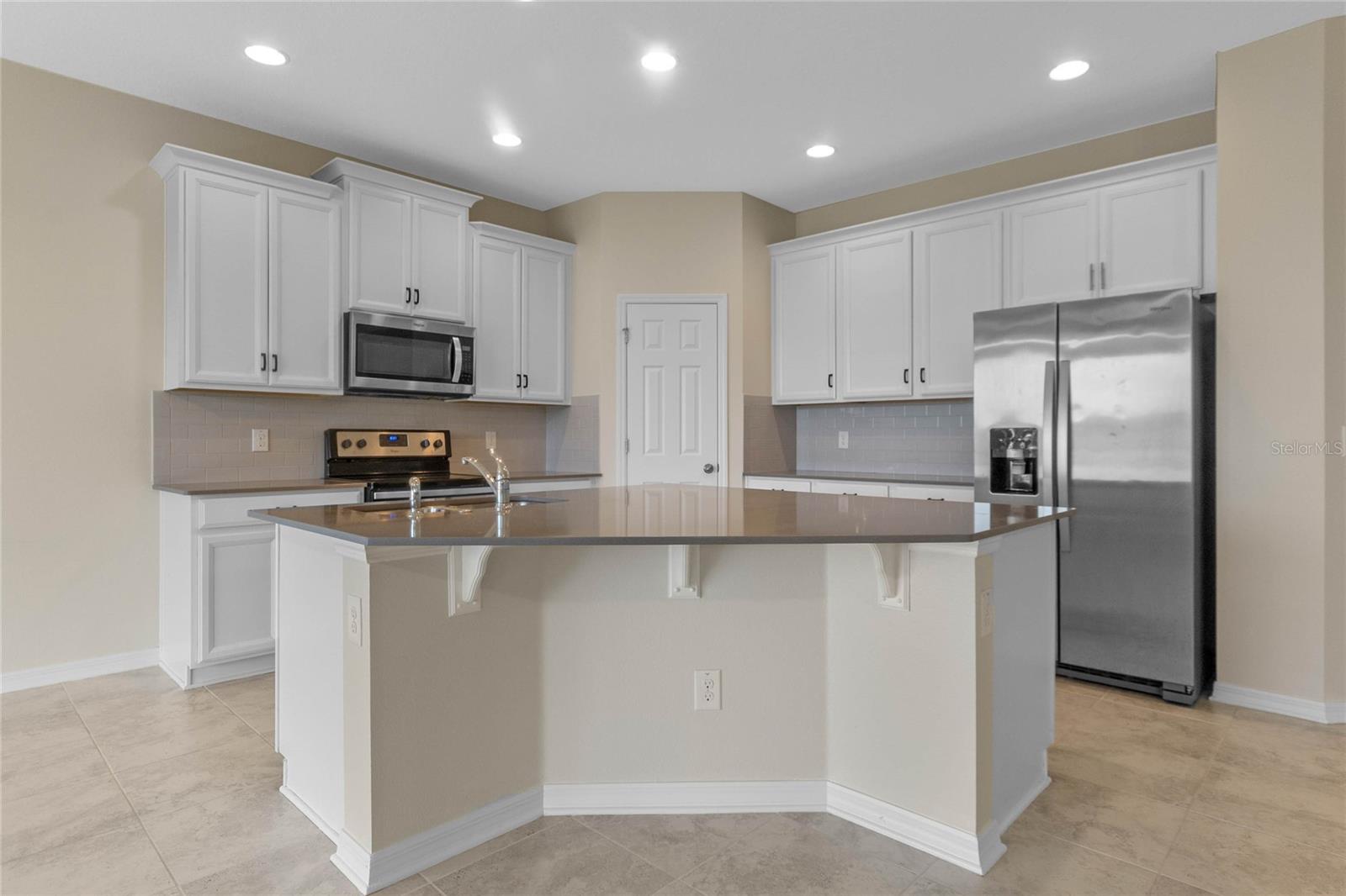 Image 11 of 28 For 5423 Manchester Drive