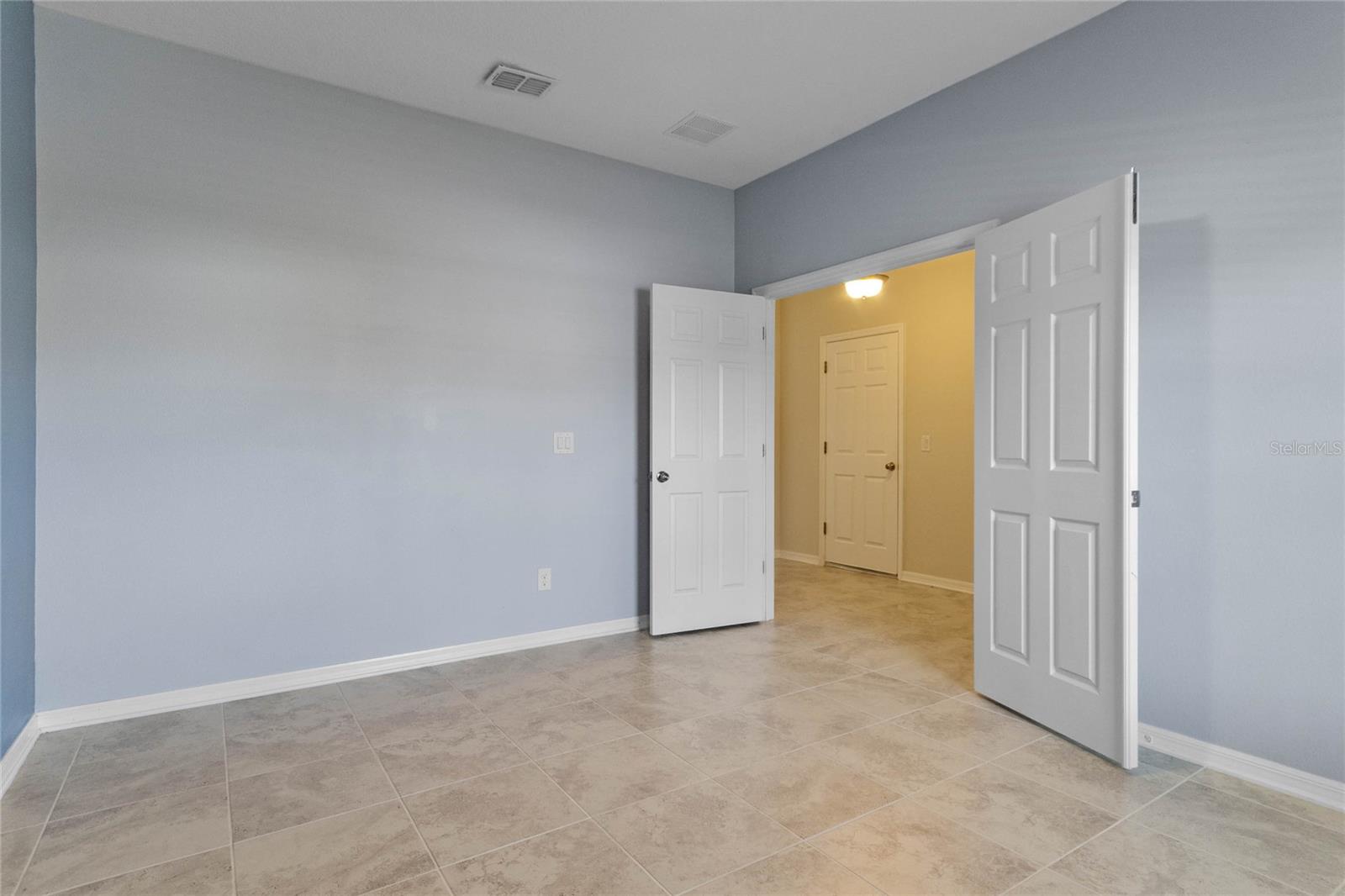 Image 25 of 28 For 5423 Manchester Drive