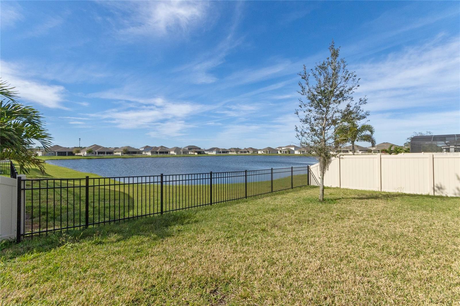 Image 7 of 28 For 5423 Manchester Drive