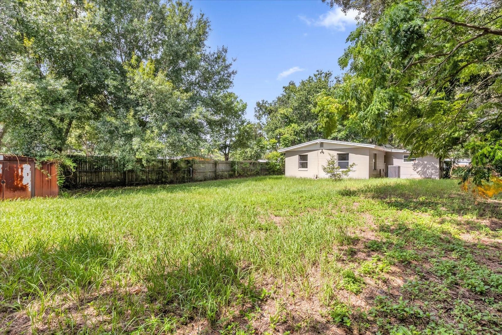 Image 20 of 27 For 1723 Magnolia Lane