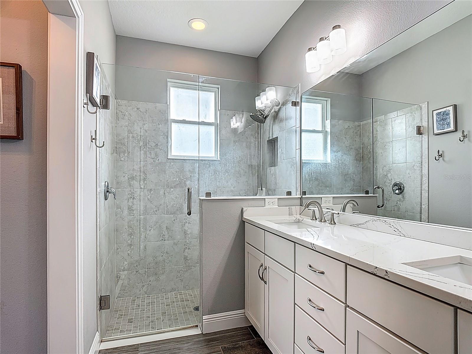 Image 13 of 23 For 4715 Sparrow Drive
