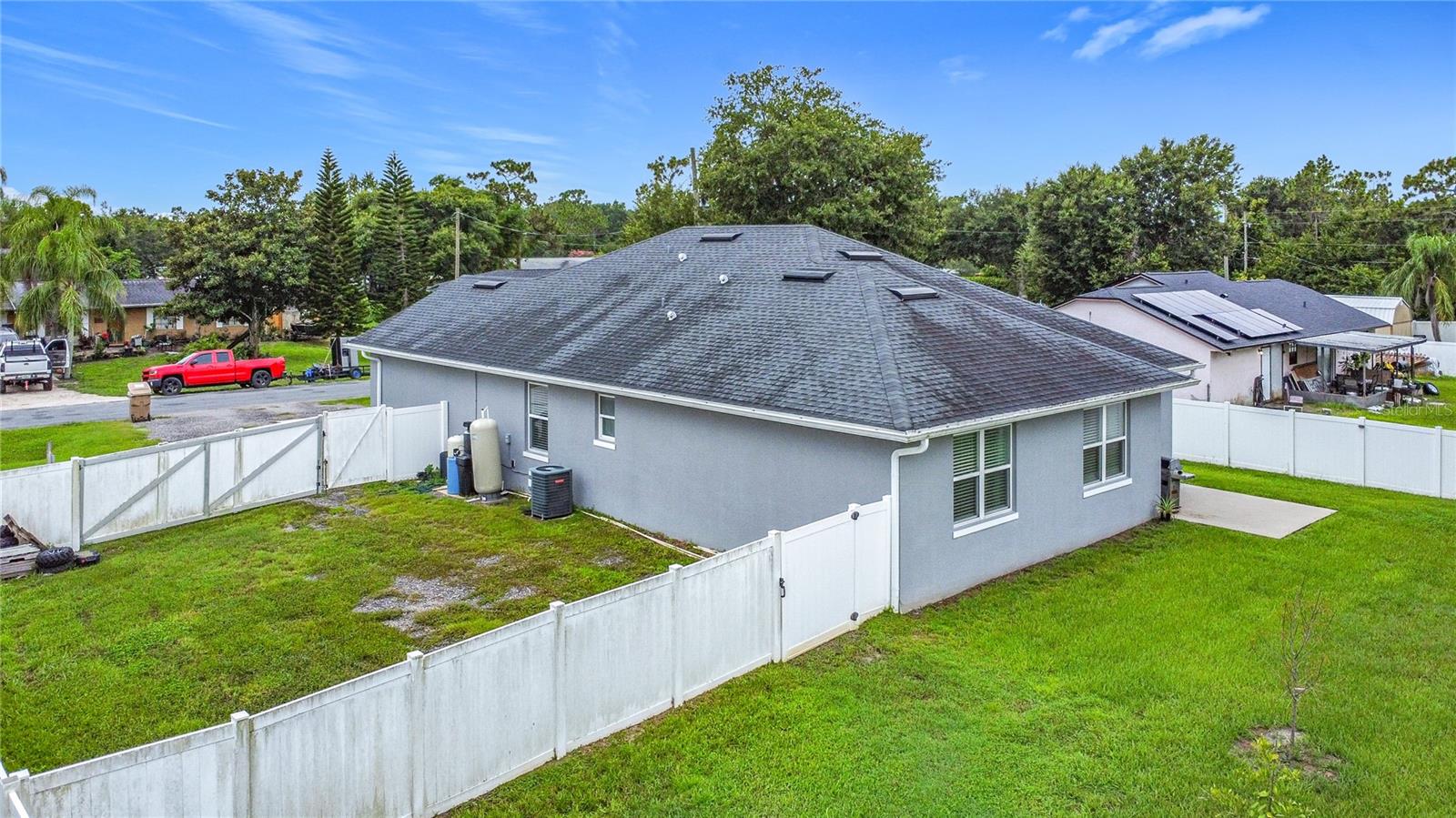 Image 19 of 23 For 4715 Sparrow Drive