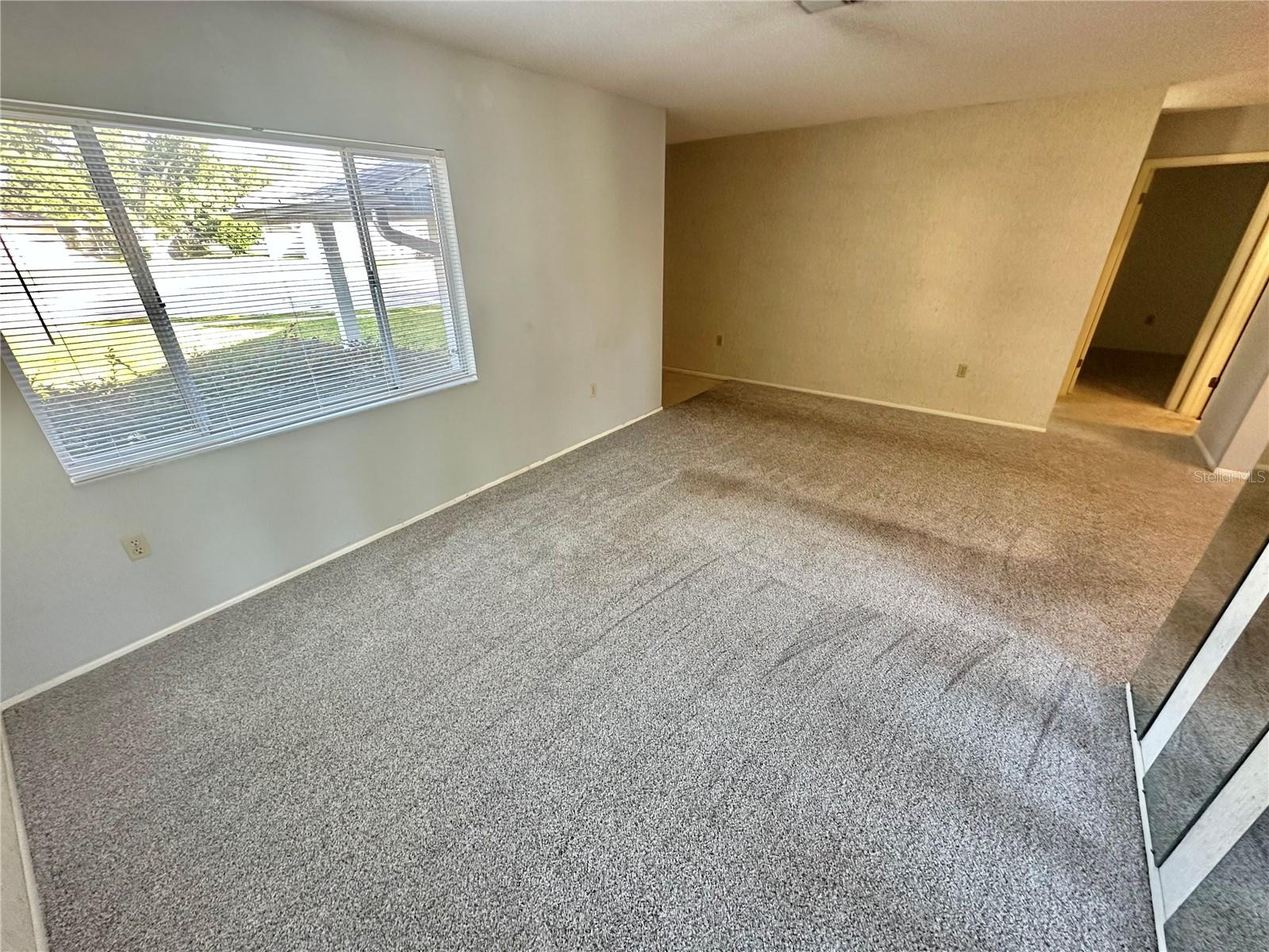 Image 3 of 31 For 13102 Pembrook Court