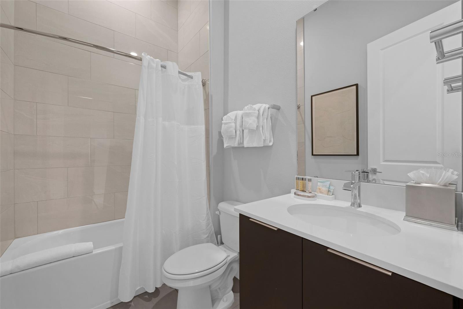 Image 22 of 48 For 7740 Sandy Ridge Drive 235