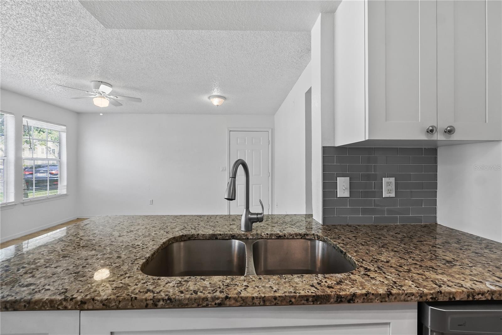 Image 13 of 27 For 1031 Hiawassee Road 2518