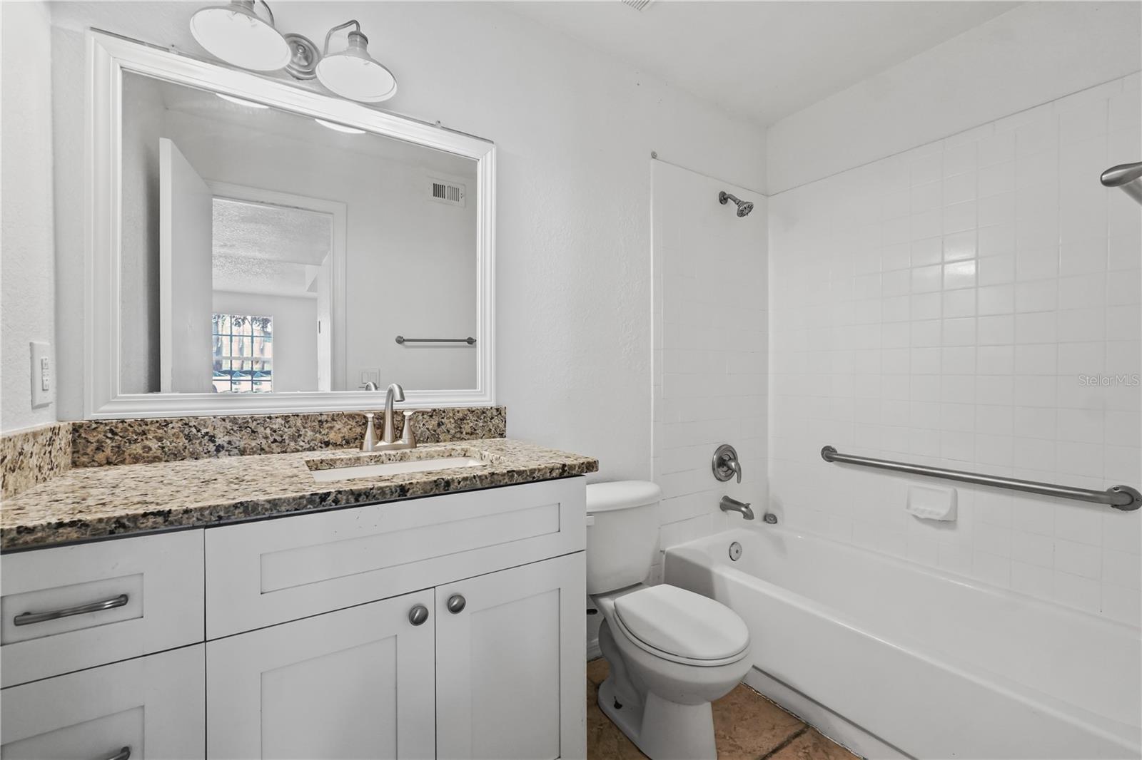 Image 22 of 27 For 1031 Hiawassee Road 2518
