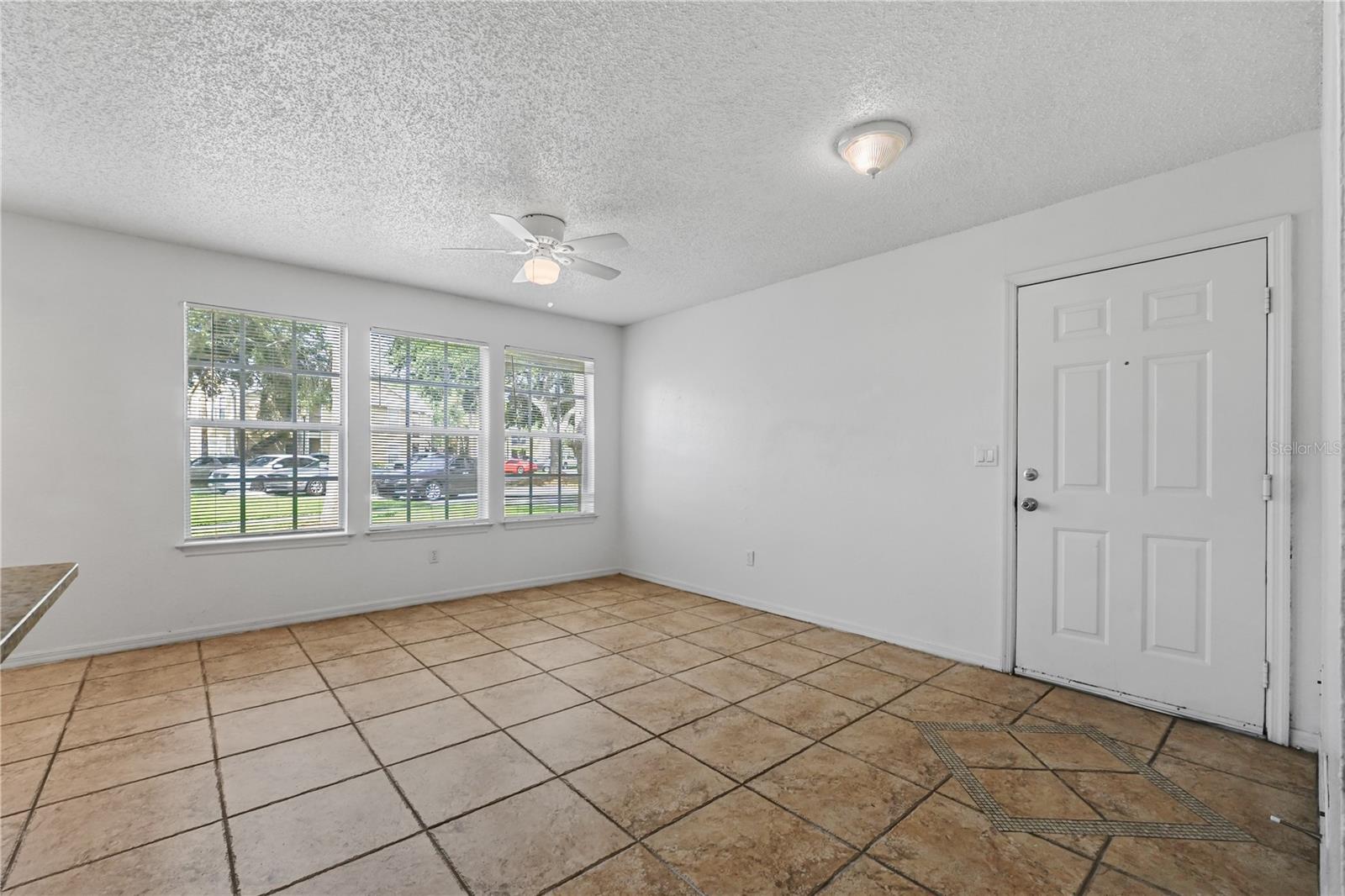 Image 6 of 27 For 1031 Hiawassee Road 2518