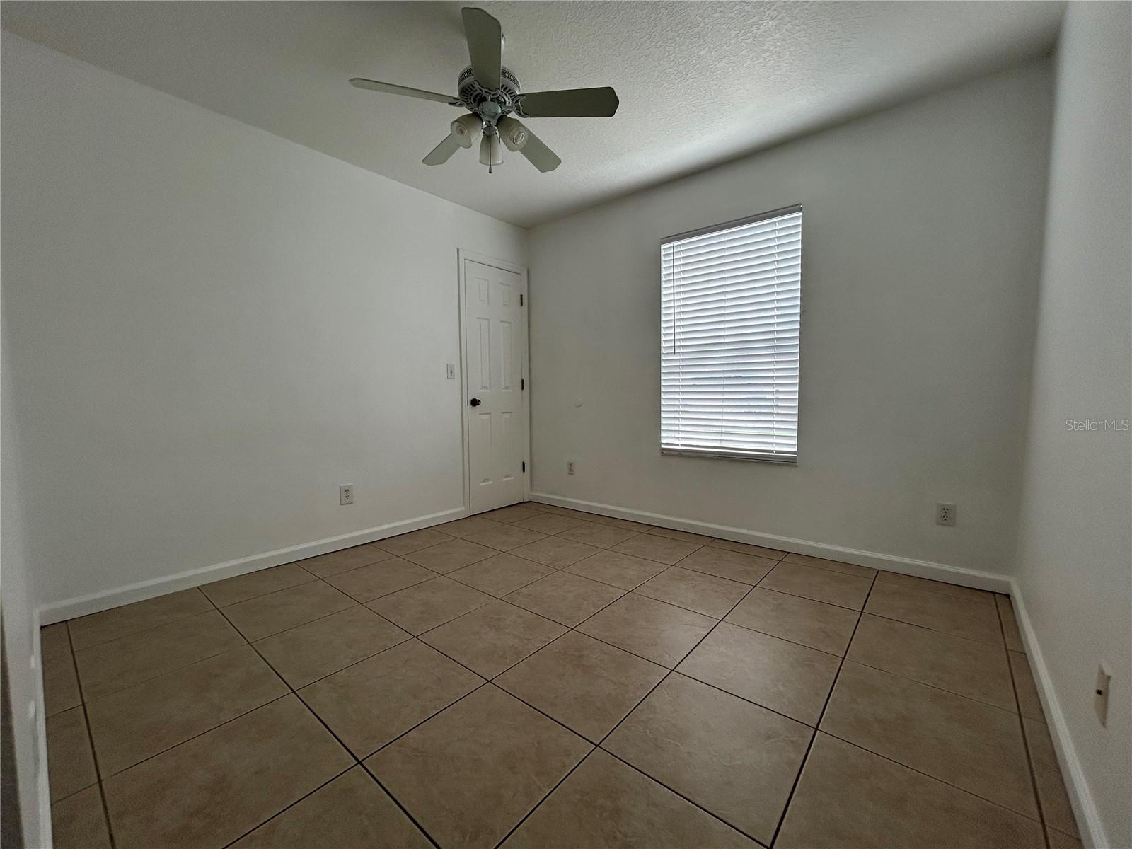 Image 19 of 23 For 3076 Shingle Creek Court