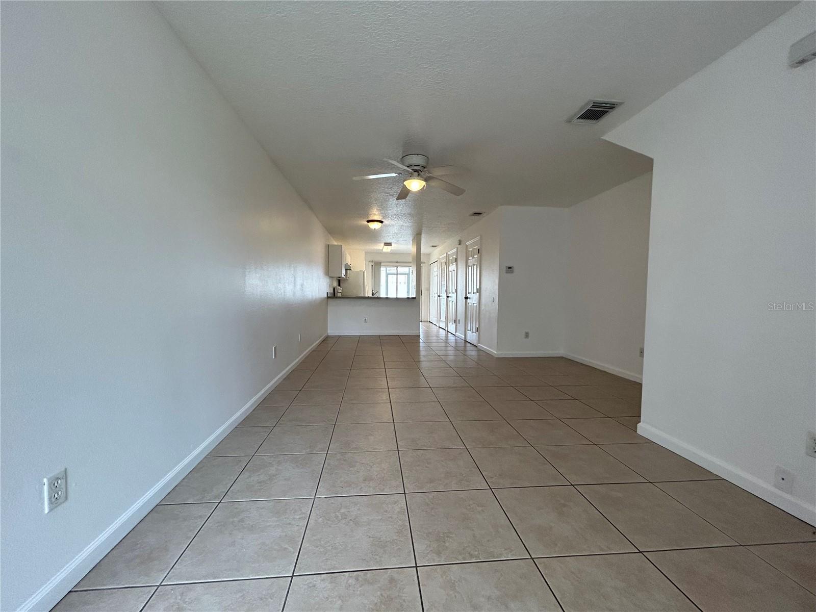 Image 5 of 23 For 3076 Shingle Creek Court