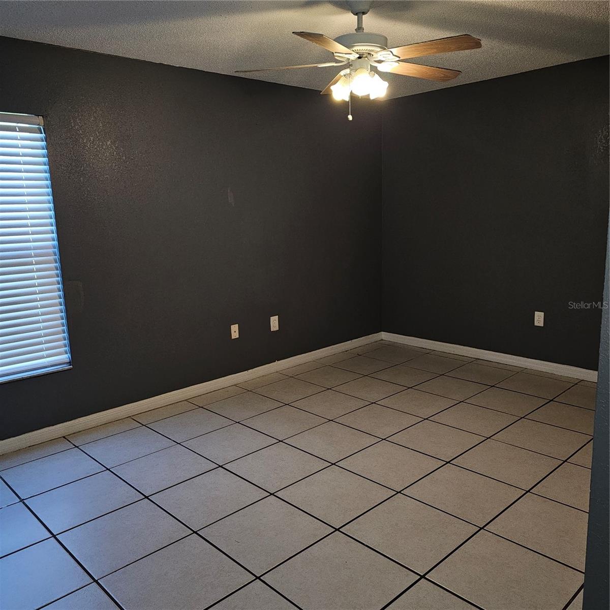 Image 12 of 28 For 301 Miami Lane