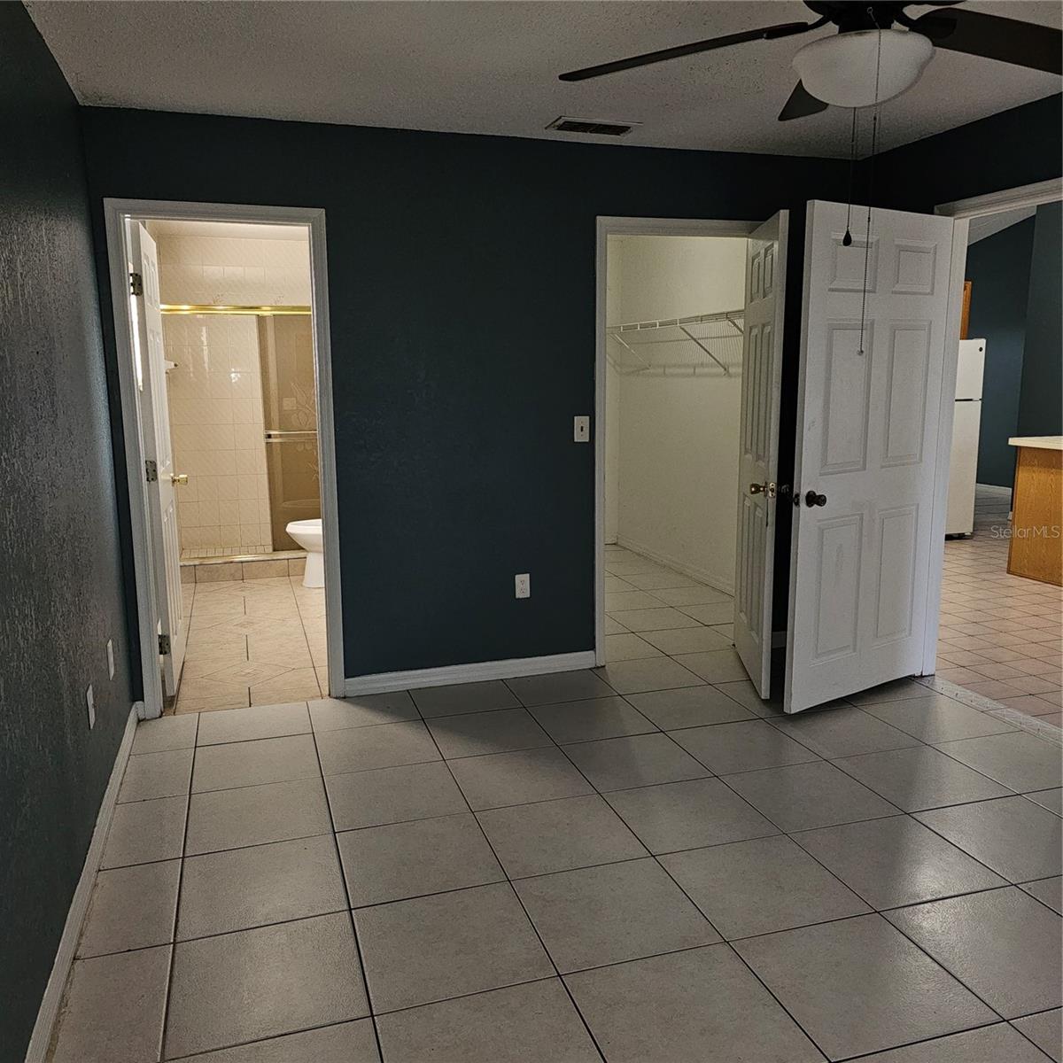 Image 17 of 28 For 301 Miami Lane
