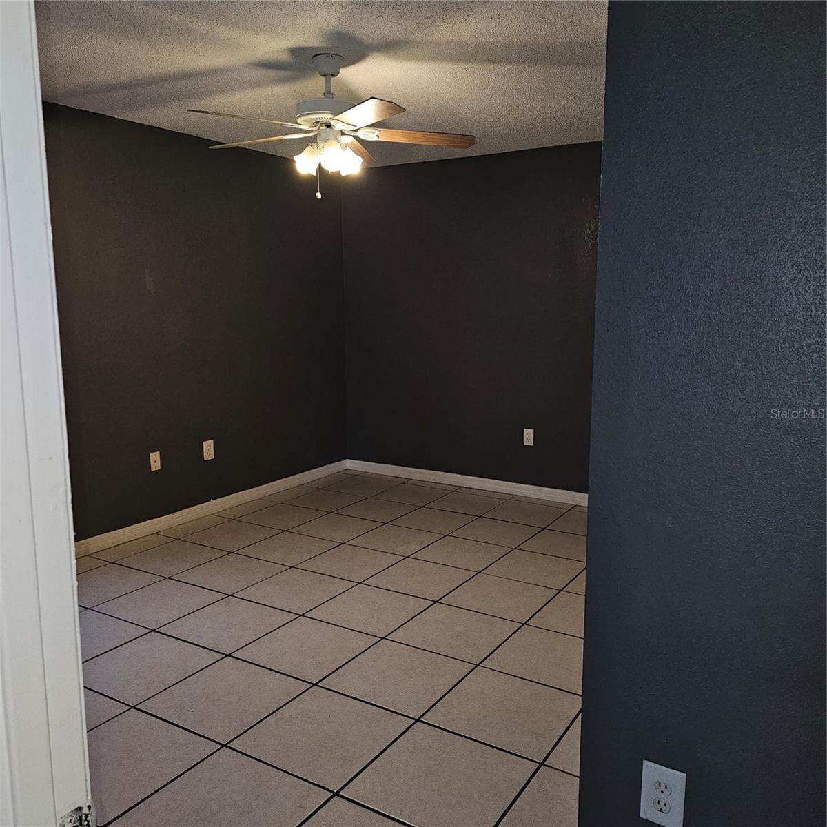 Image 7 of 28 For 301 Miami Lane