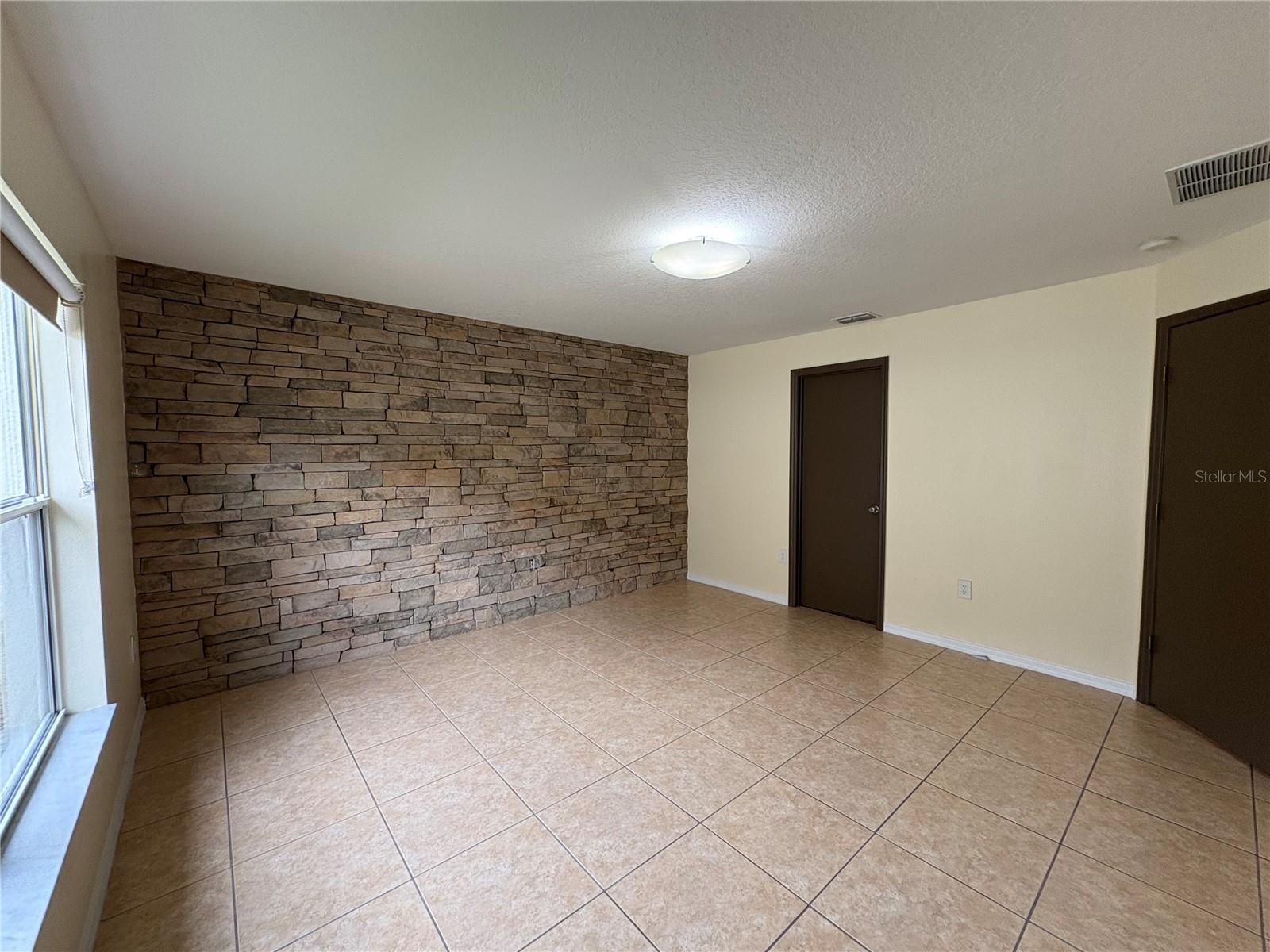 Image 12 of 40 For 2812 Tower Rock Street