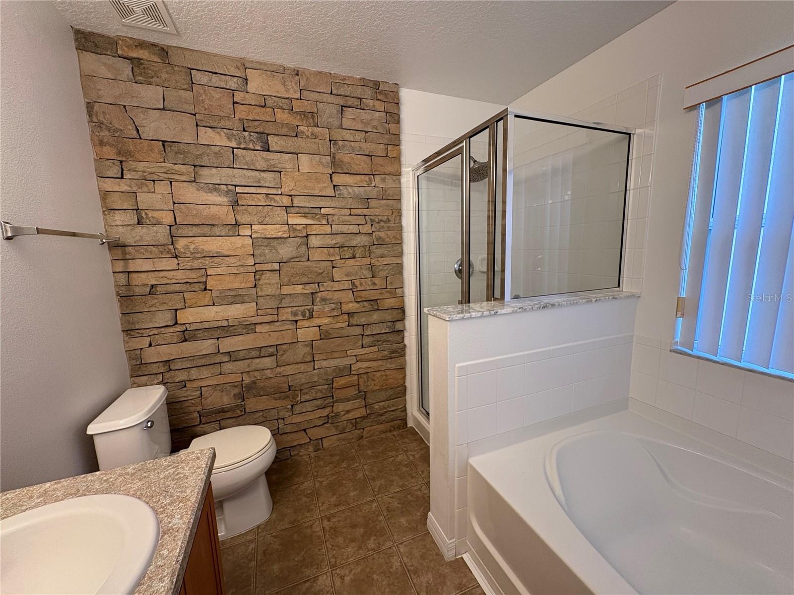 Image 13 of 40 For 2812 Tower Rock Street