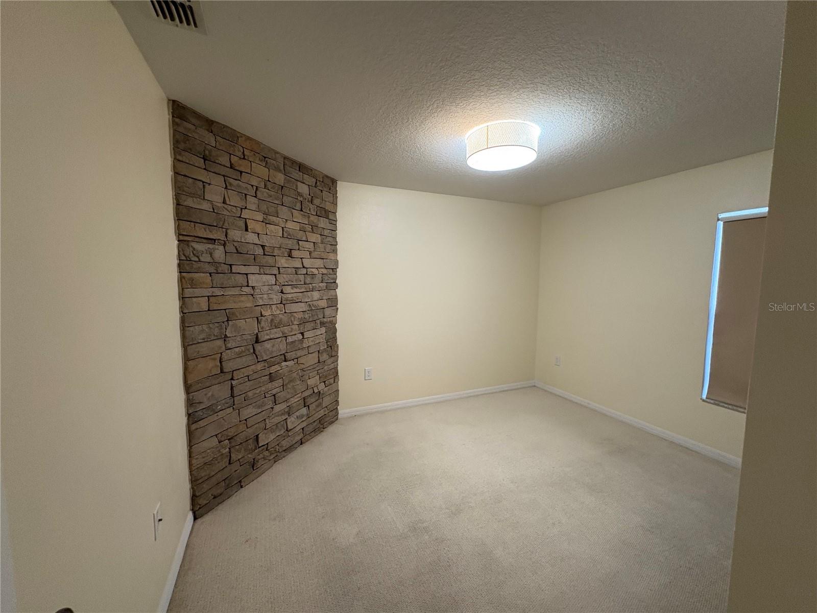 Image 18 of 40 For 2812 Tower Rock Street