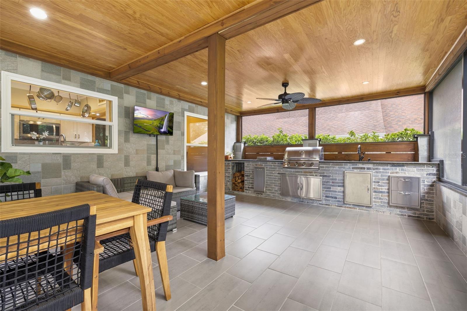 Image 4 of 78 For 1805 Westpointe Circle