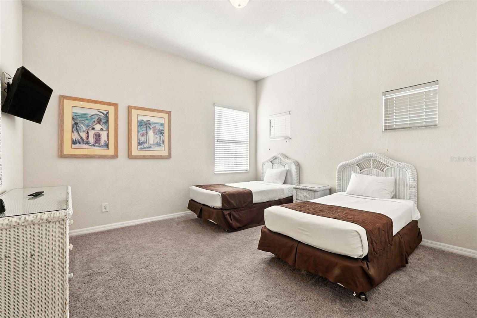 Image 16 of 38 For 809 Gran Bahama Boulevard 30809