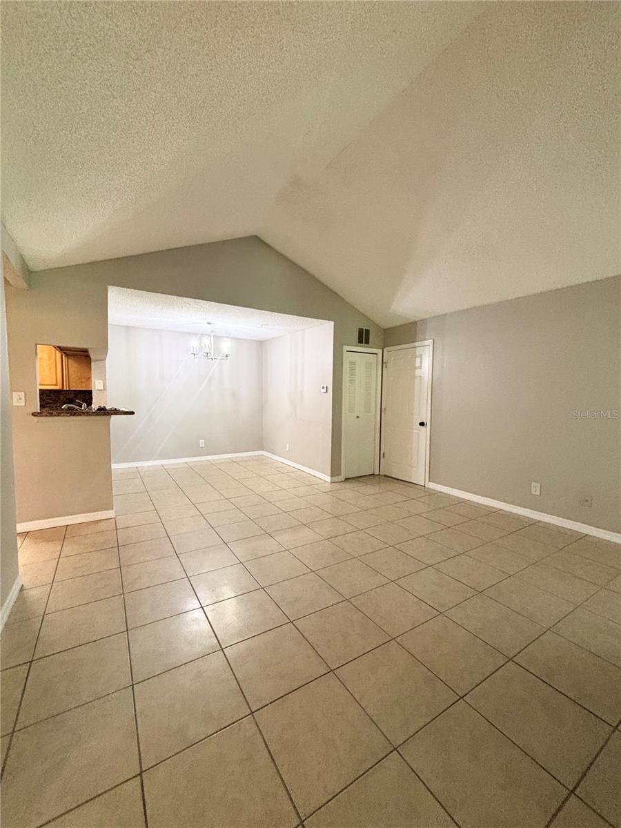 Image 7 of 43 For 238 Afton Square 302