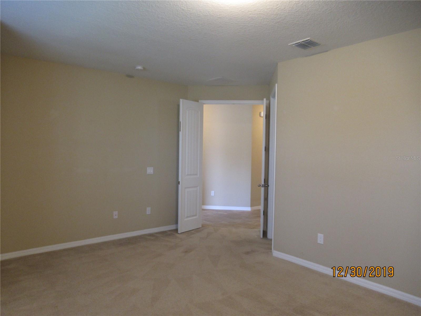 Image 16 of 39 For 13324 Longacre Drive