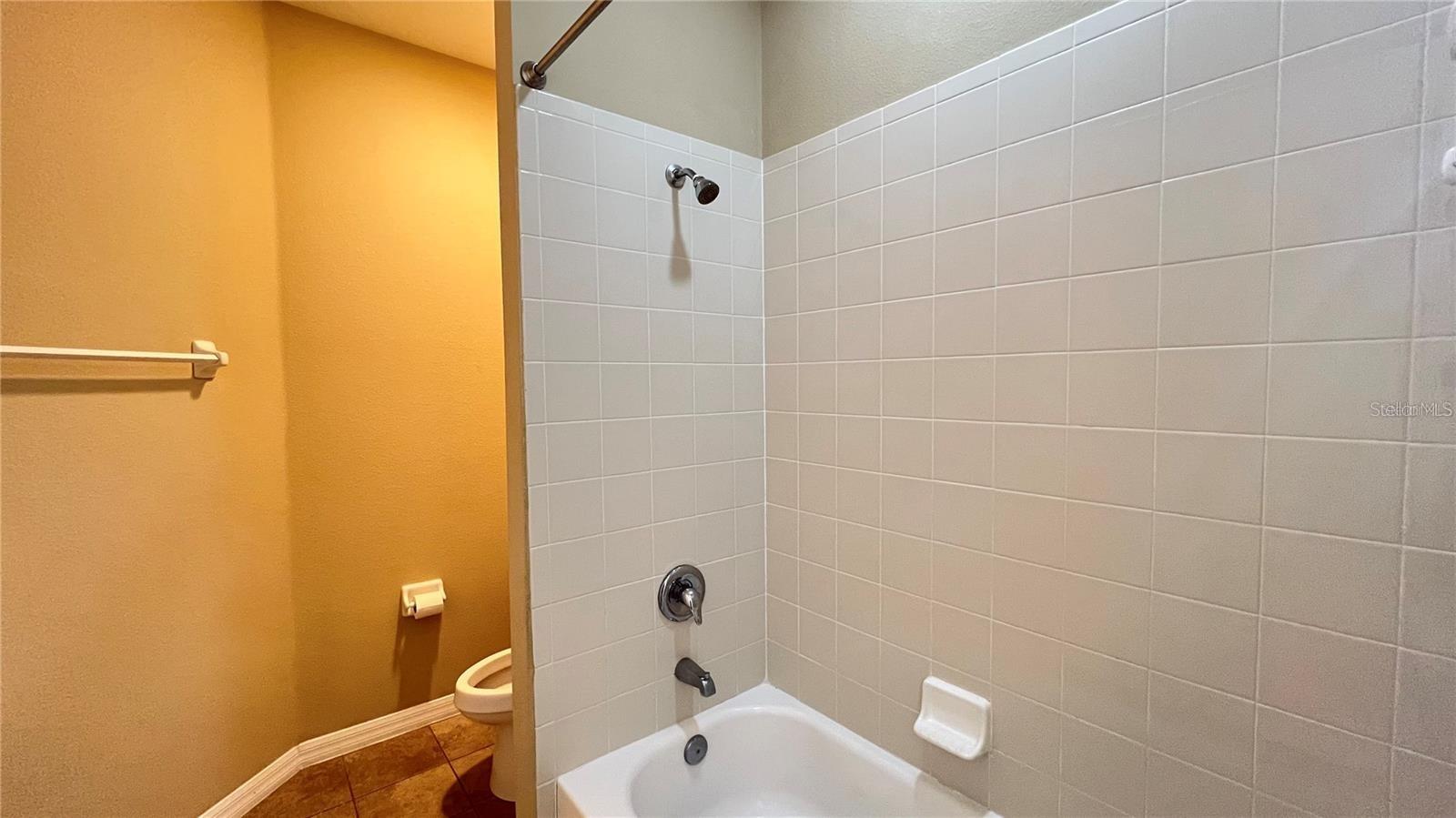 Image 22 of 39 For 13324 Longacre Drive