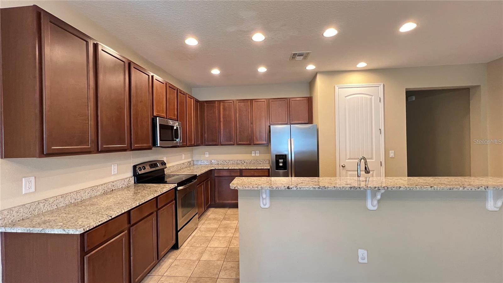 Image 34 of 39 For 13324 Longacre Drive