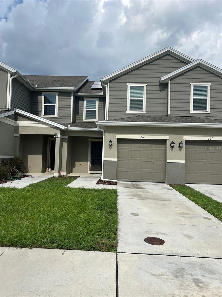 Image 2 of 20 For 661 Stoney Pointe Circle