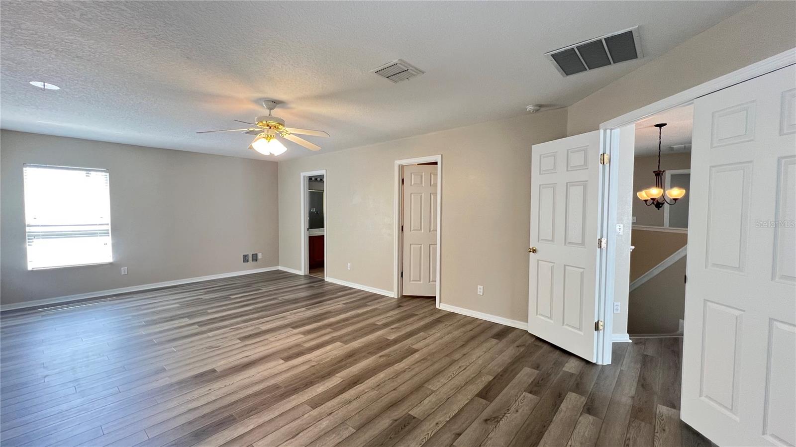 Image 32 of 46 For 16747 Sunrise Vista Drive