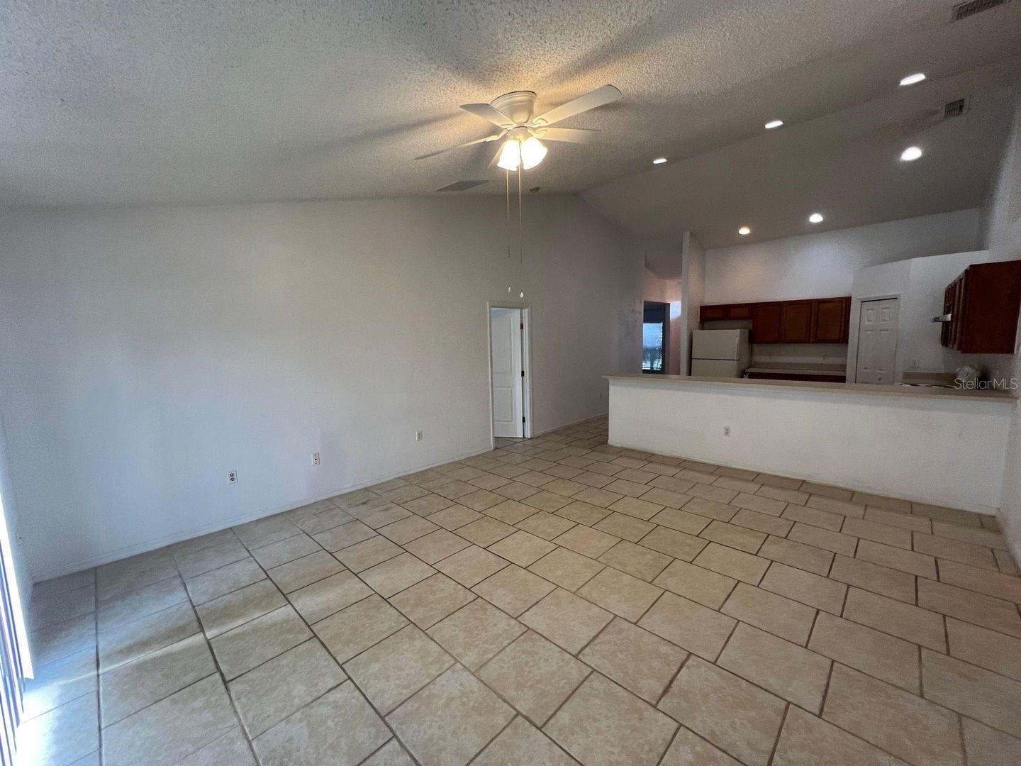 Image 13 of 21 For 1116 Roan Court