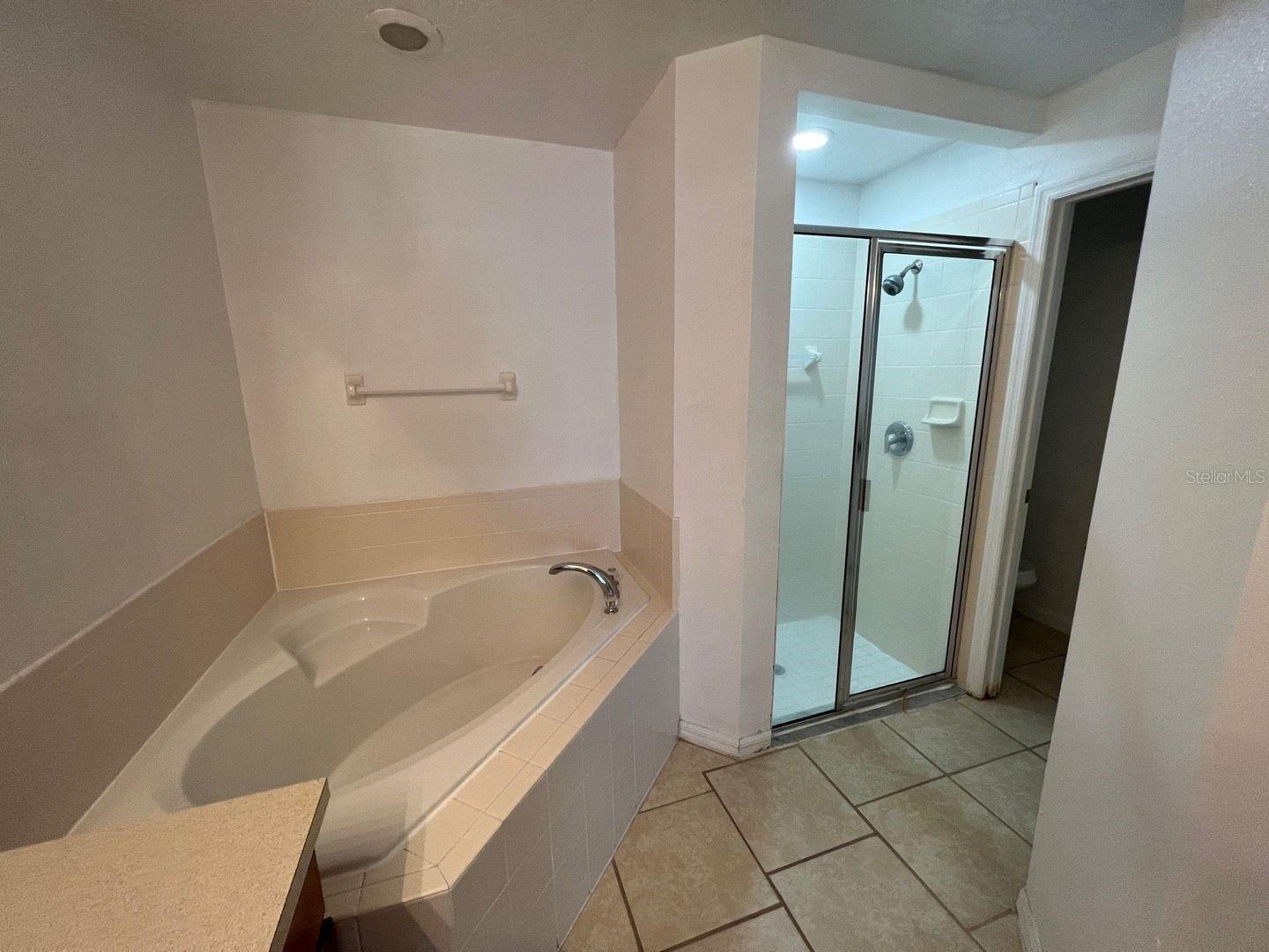 Image 19 of 21 For 1116 Roan Court