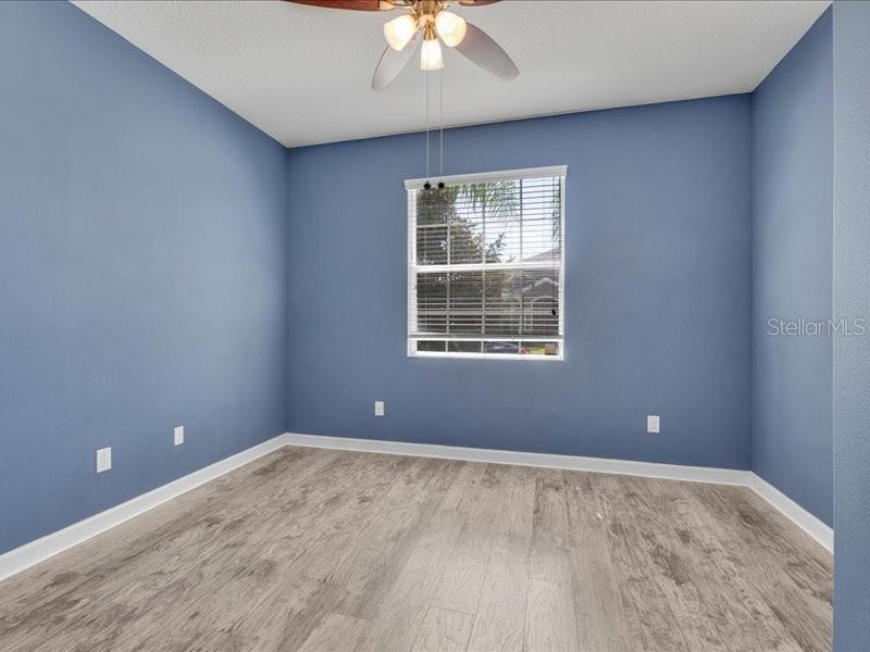 Image 4 of 32 For 1569 Thetford Circle
