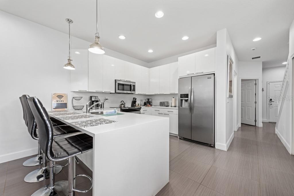 Image 4 of 9 For 17401 Placidity Avenue