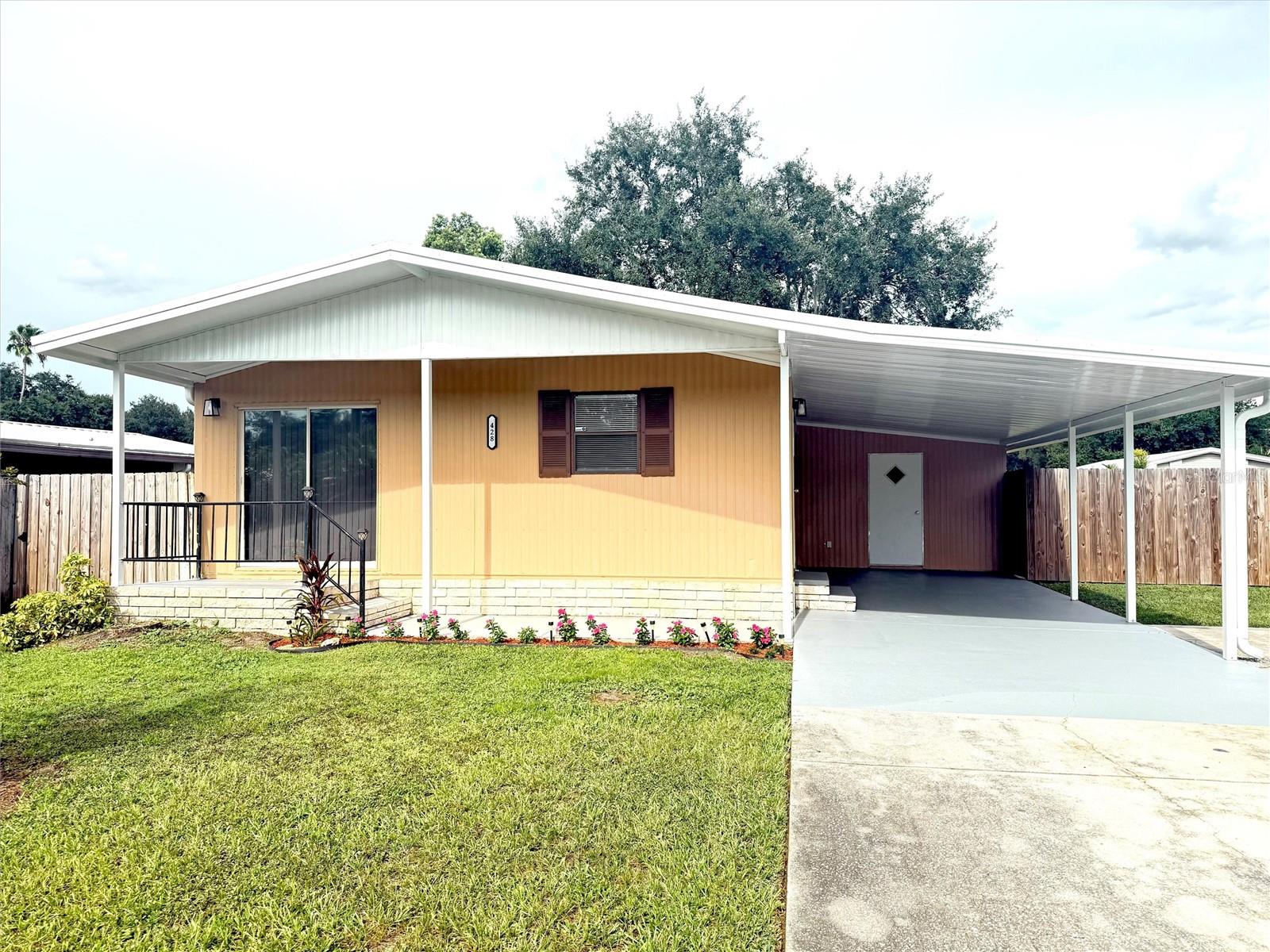 Details for 428 Skyline Drive W, LAKELAND, FL 33801