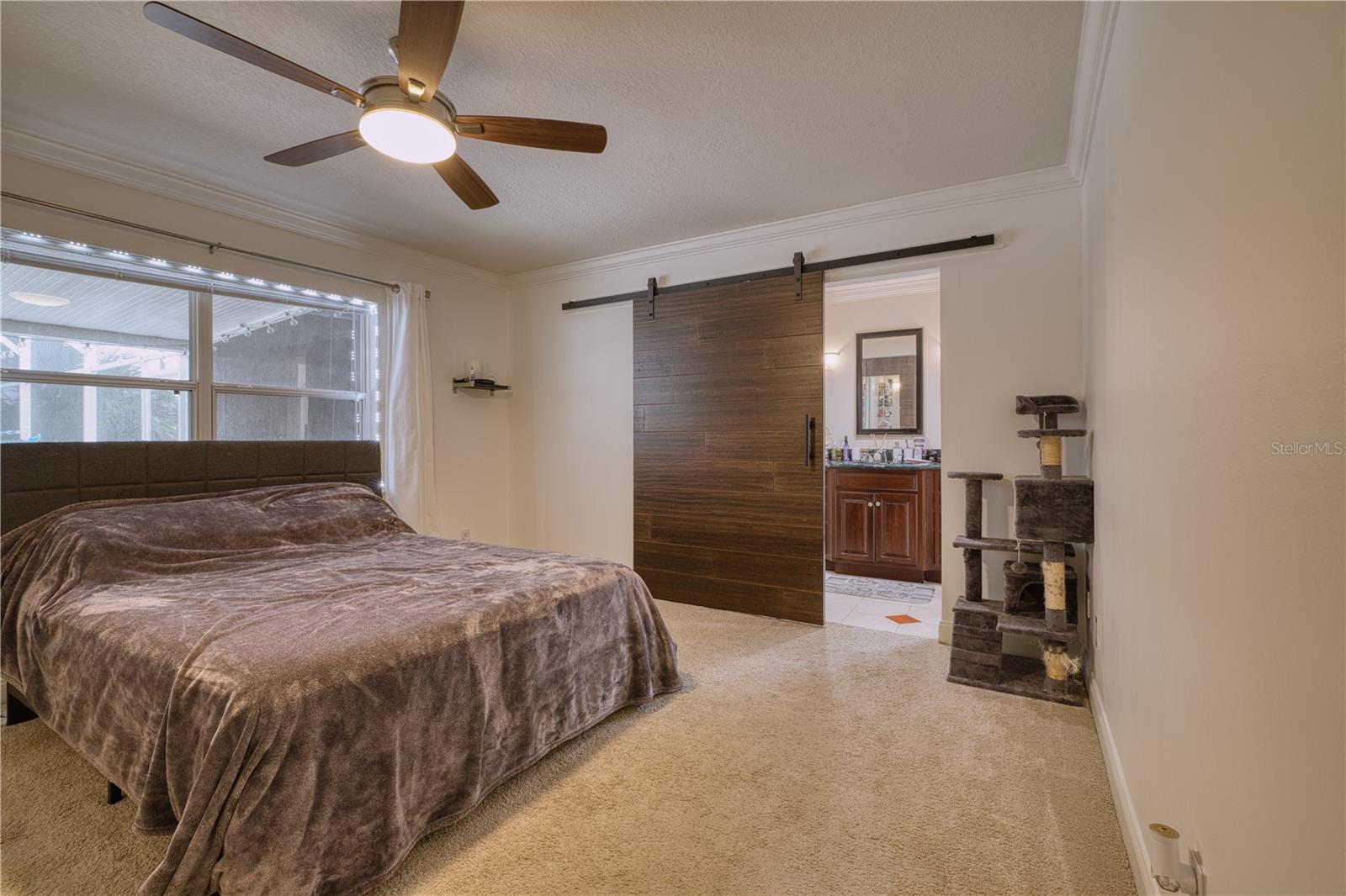 Image 14 of 41 For 5331 Oak Court