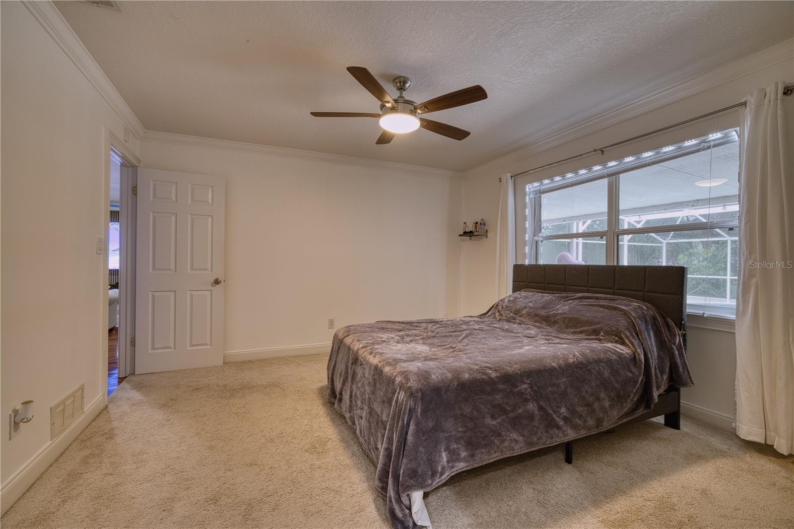 Image 15 of 41 For 5331 Oak Court