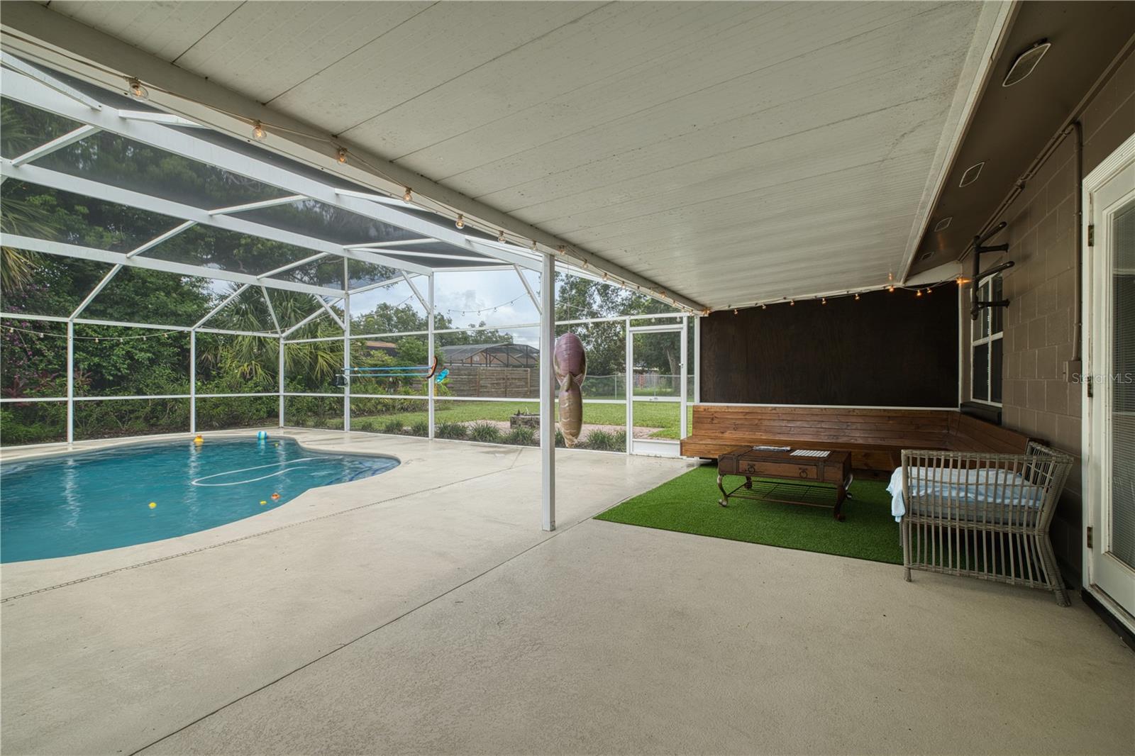 Image 30 of 41 For 5331 Oak Court