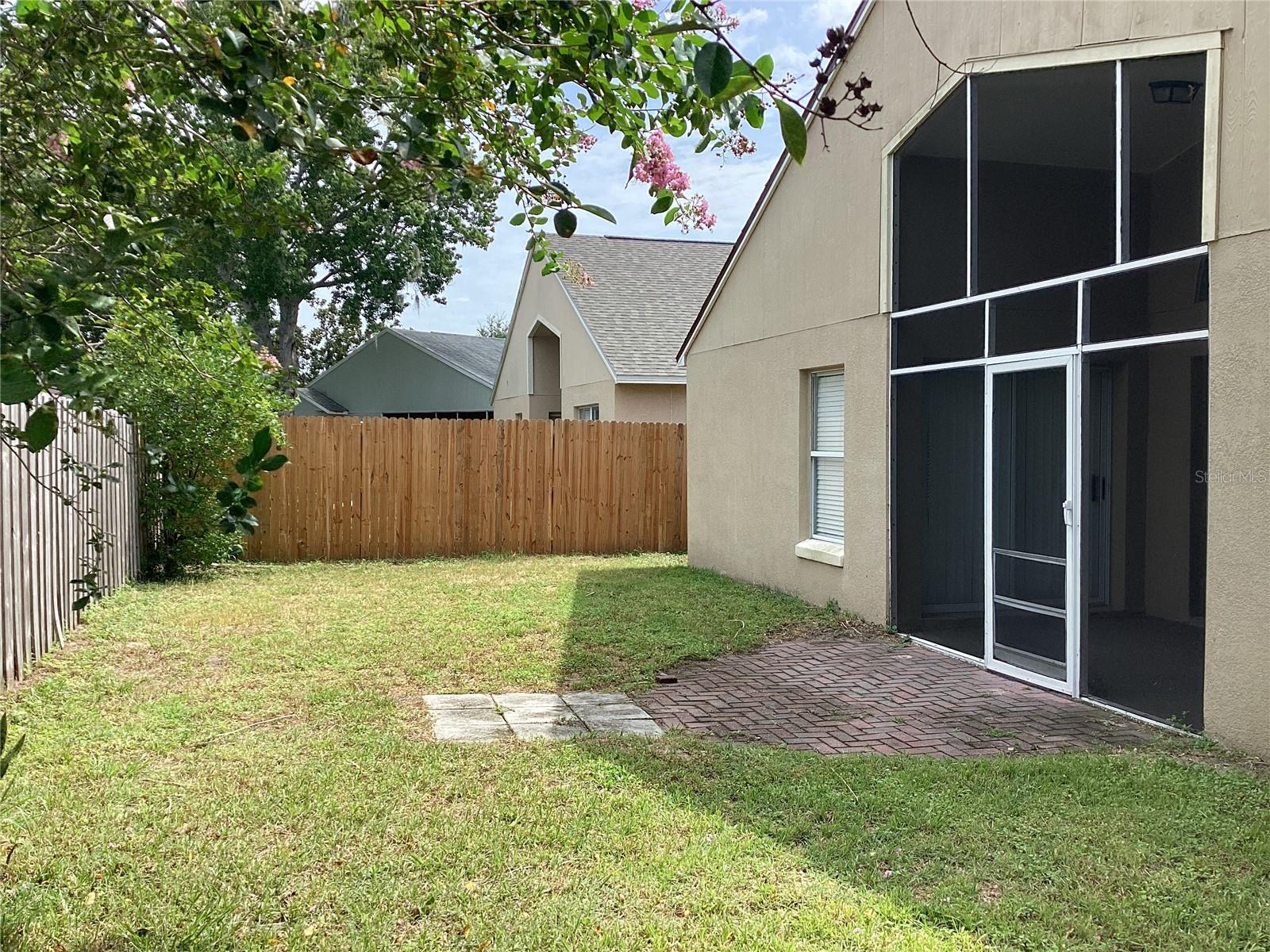 Image 29 of 30 For 572 Lancer Oak Drive