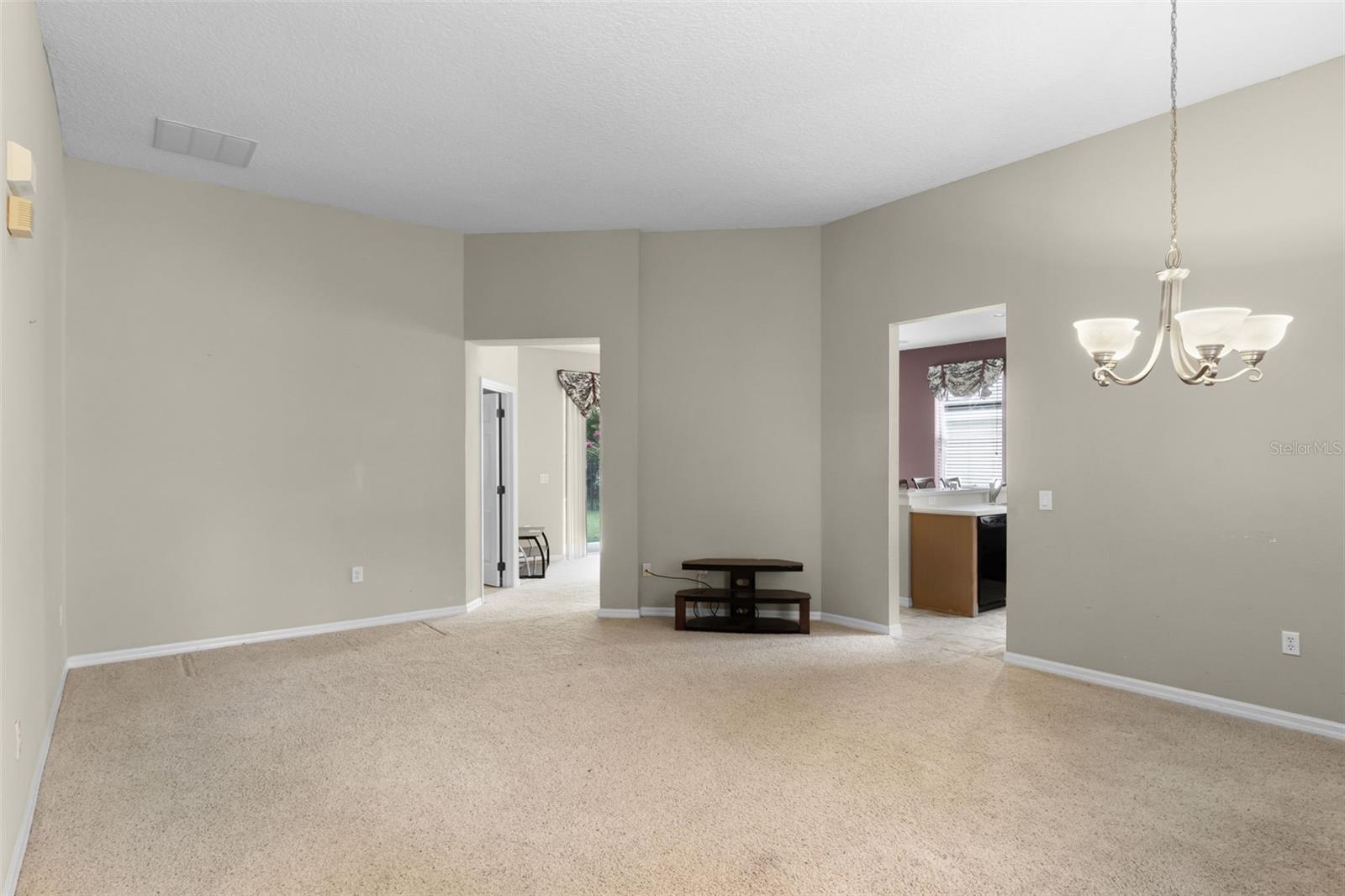 Image 15 of 26 For 123 Preston Avenue