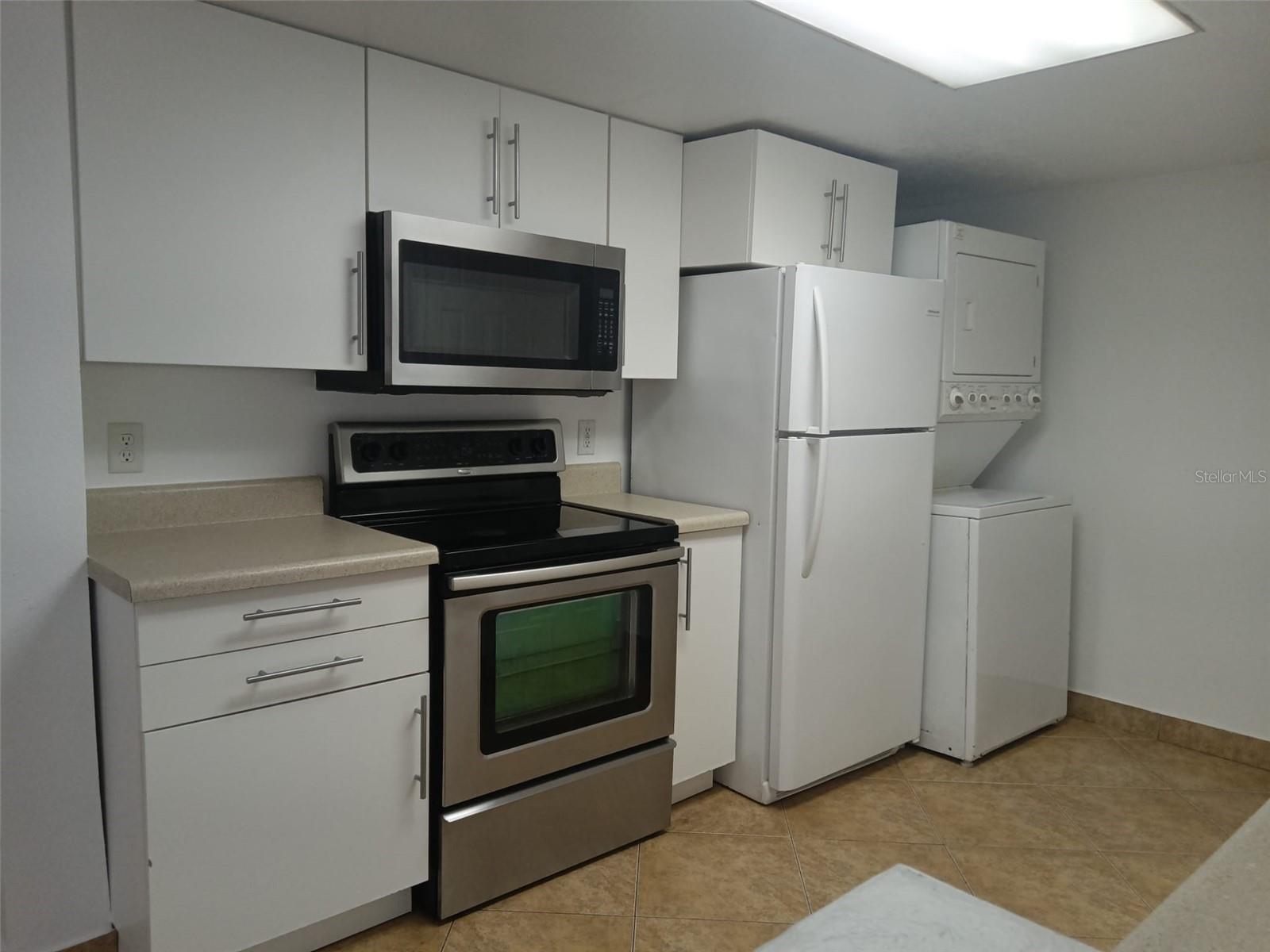 Image 2 of 18 For 429 Coconut Palm Way