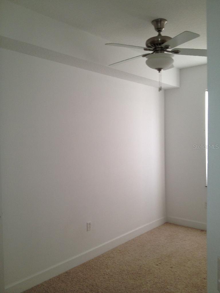 Image 6 of 10 For 605 Elmhurst Court