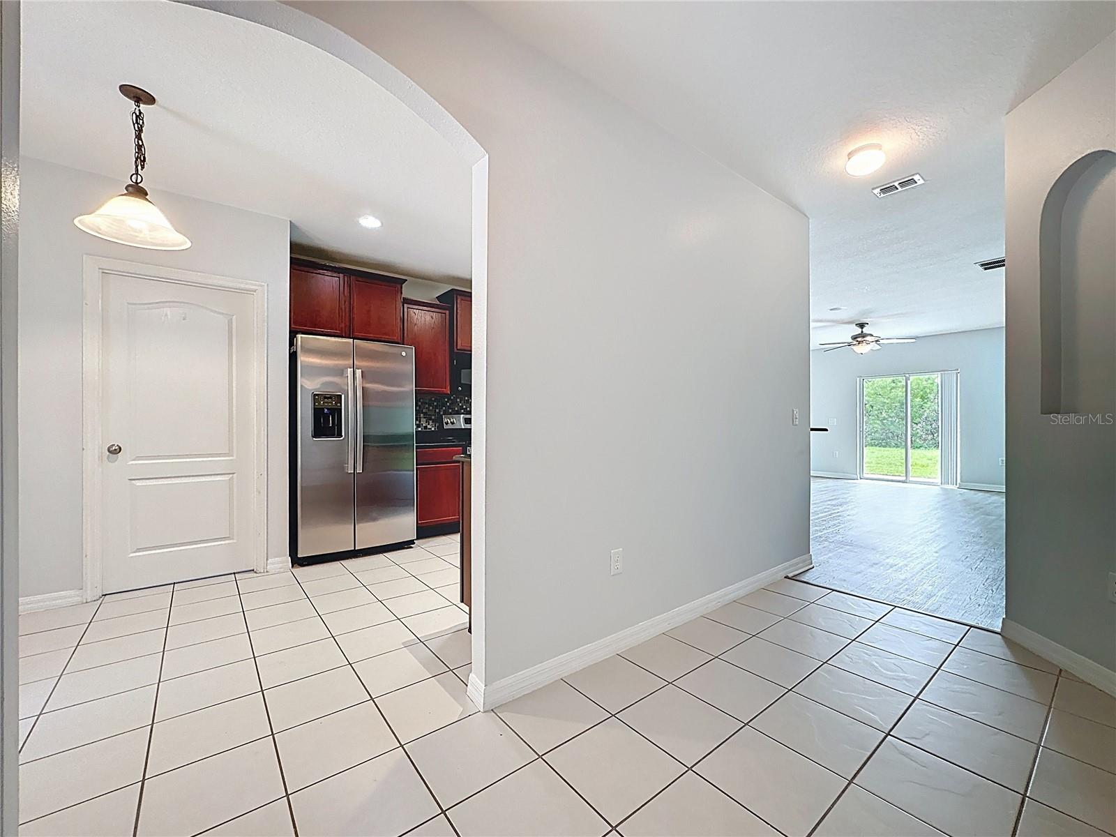 Image 11 of 43 For 3169 Queen Alexandria Drive