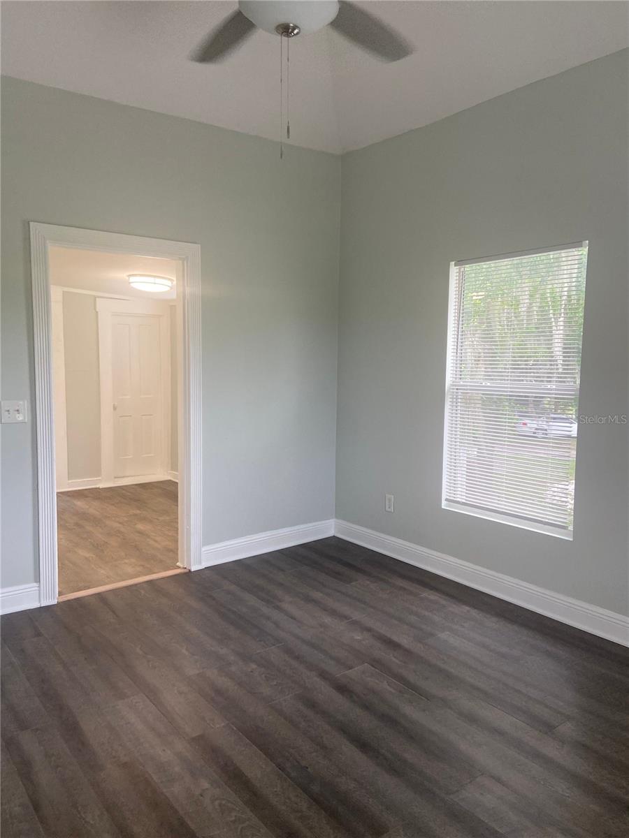 Image 11 of 12 For 228 Beaumont Avenue Unit 6