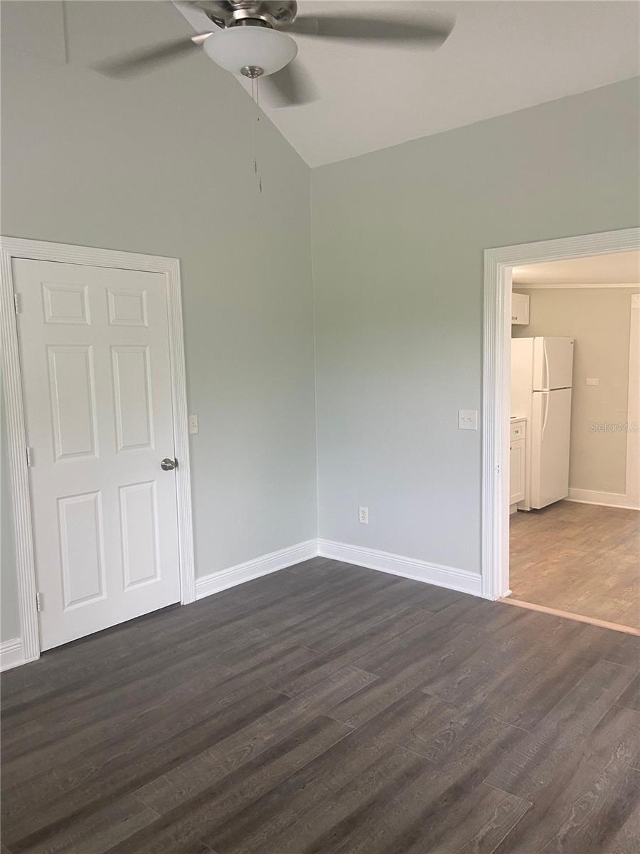 Image 12 of 12 For 228 Beaumont Avenue Unit 6