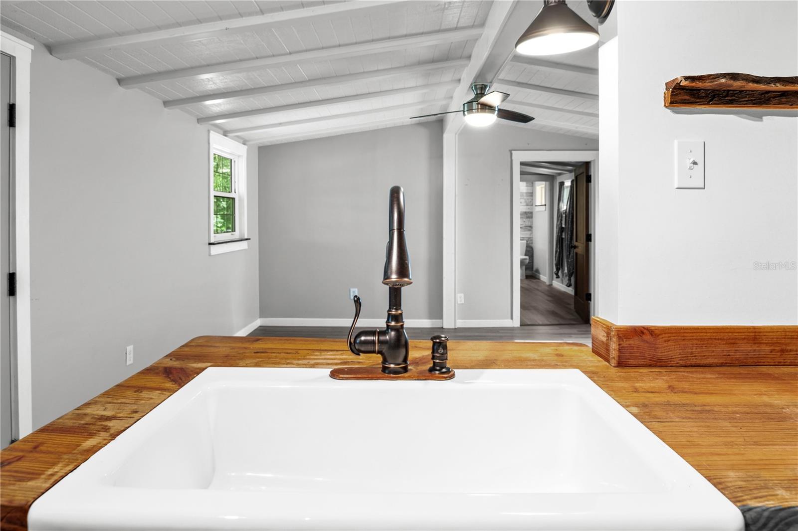Image 5 of 23 For 415 1st Street