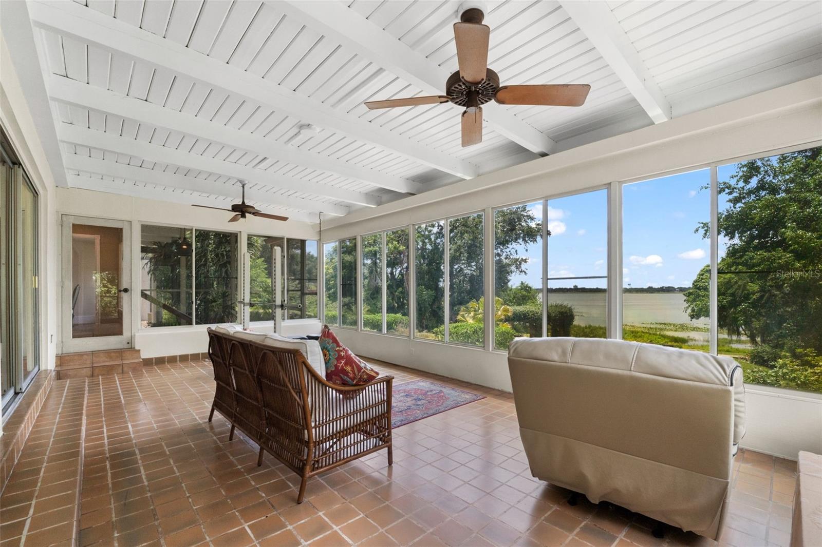 Image 13 of 73 For 1121 Sunset Drive
