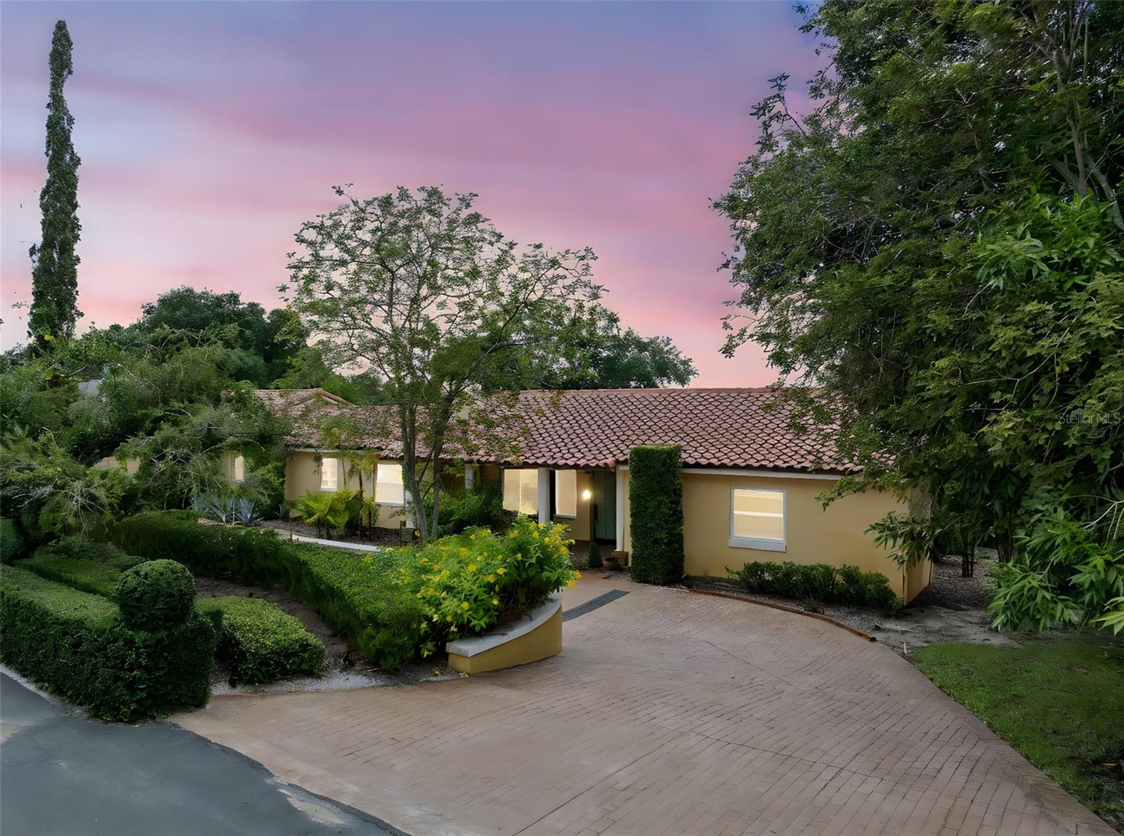 Image 58 of 73 For 1121 Sunset Drive