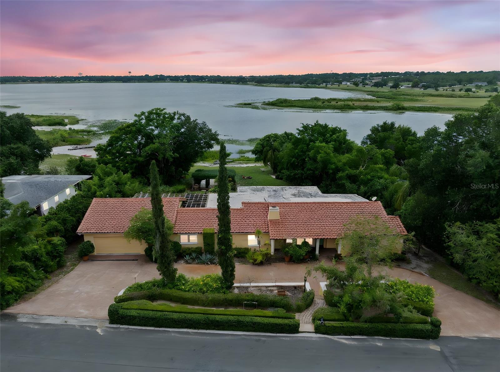 Image 59 of 73 For 1121 Sunset Drive