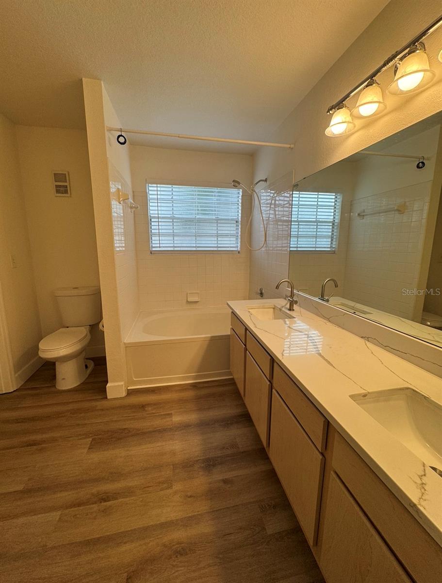 Image 11 of 18 For 7280 Westpointe Boulevard 823
