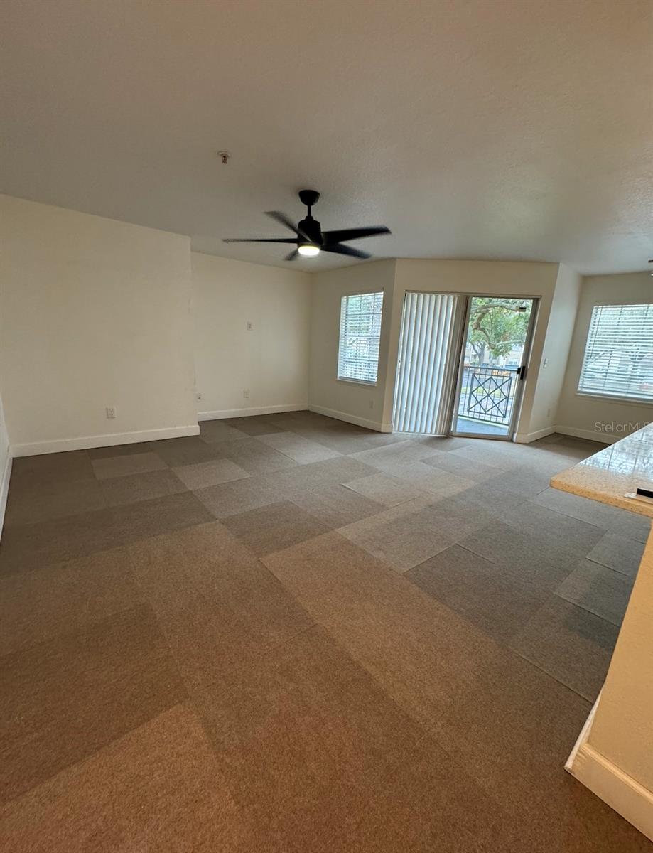 Image 2 of 18 For 7280 Westpointe Boulevard 823